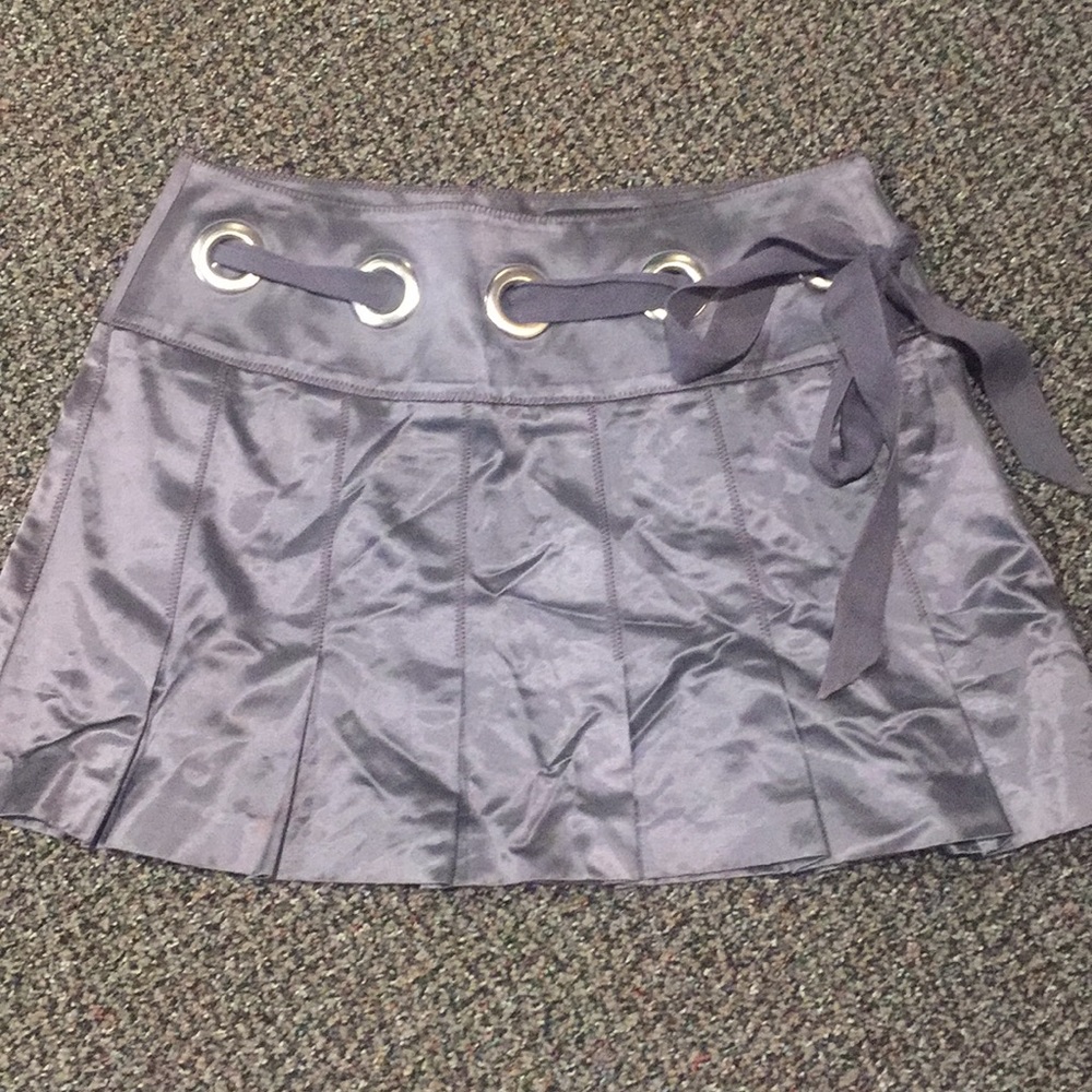 Bebe satin skirt